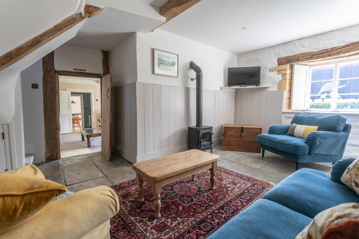 Beautiful Cotswold Farmhouse With Hot Tub Manchester Zewnętrze zdjęcie
